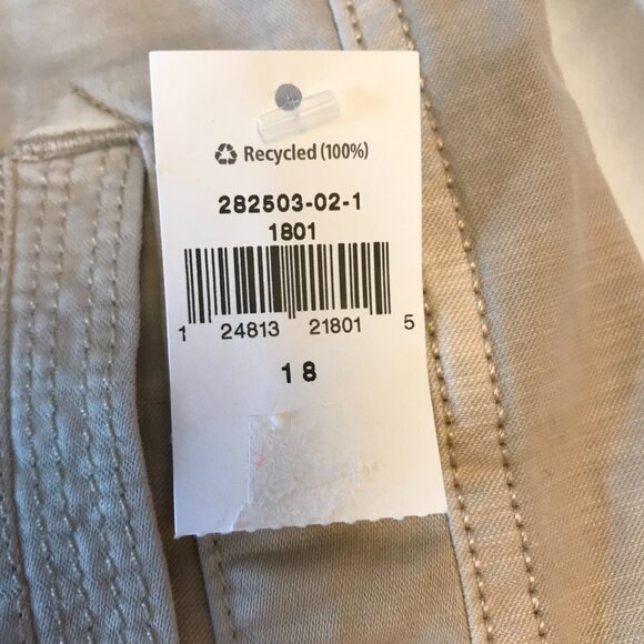 Gap Women's Shorts Khaki Tan Women's Size 18 Beige with belt Style 282503 NEW - Picture 7 of 12